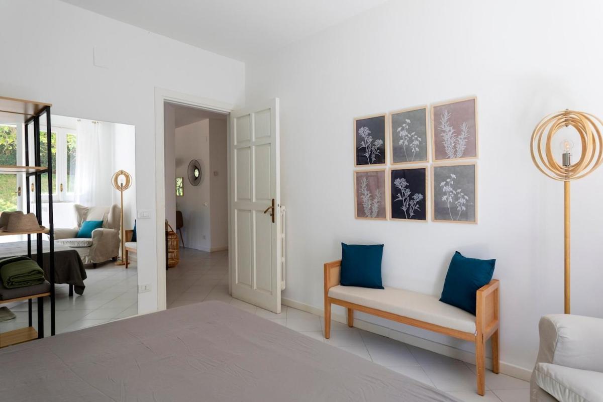 Donna Amalia Villa In Mondello Palermo Bagian luar foto